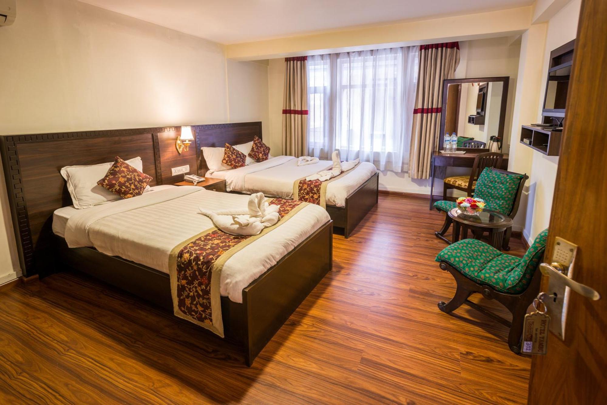 Hotel Yambu Kathmandu Ngoại thất bức ảnh
