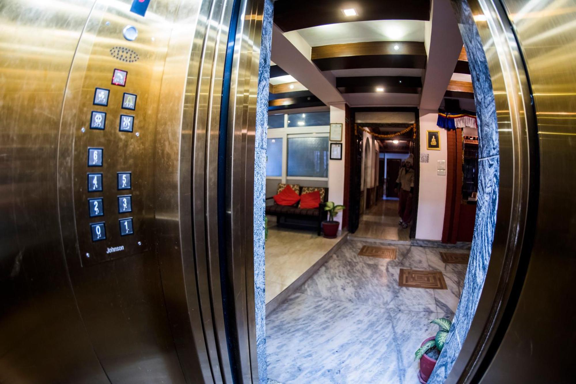 Hotel Yambu Kathmandu Ngoại thất bức ảnh